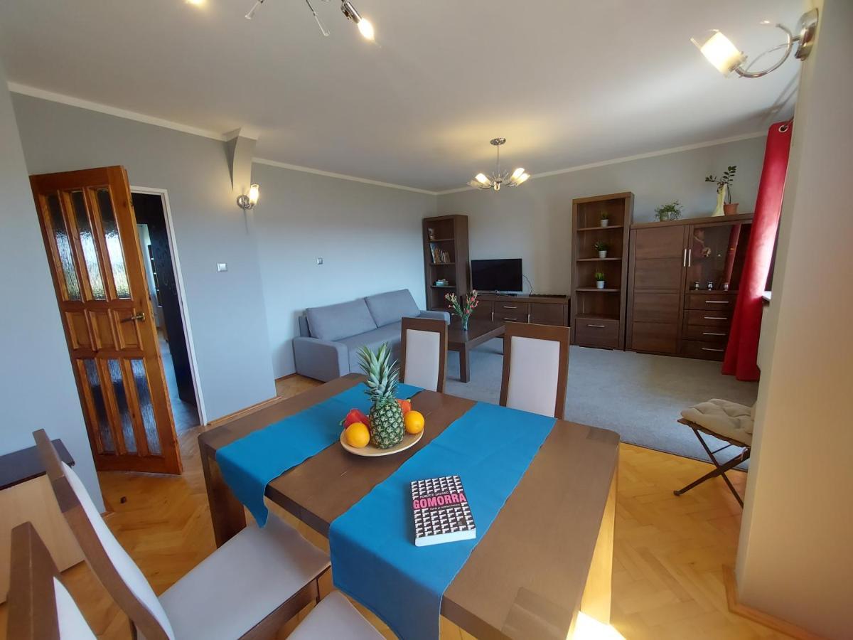 Wygodny Przestronny Apartament Janowskie Blonia Rahmel Exterior foto