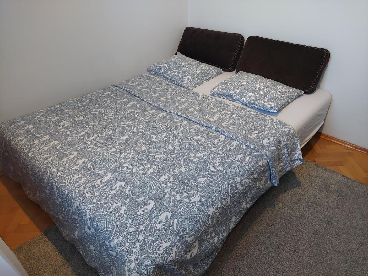 Wygodny Przestronny Apartament Janowskie Blonia Rahmel Exterior foto